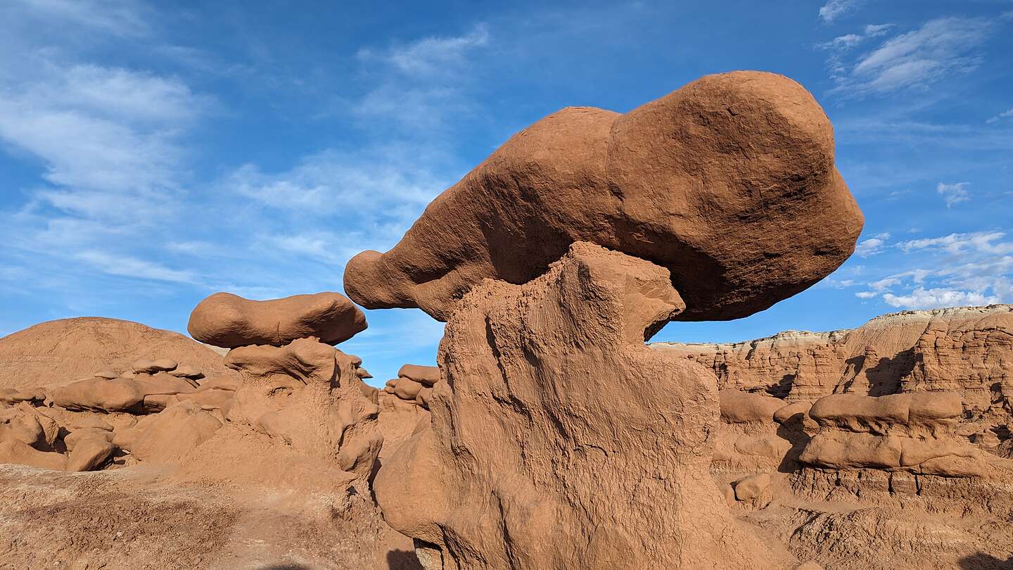 Balancing rocks